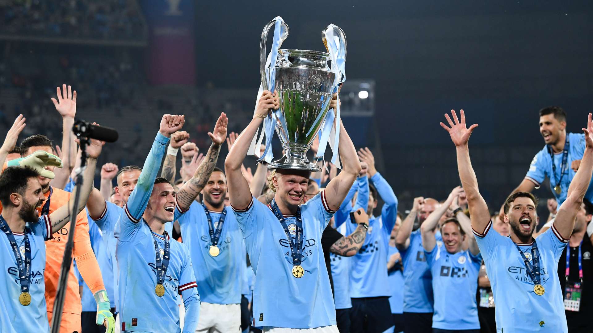 他们再度证 他们再度证