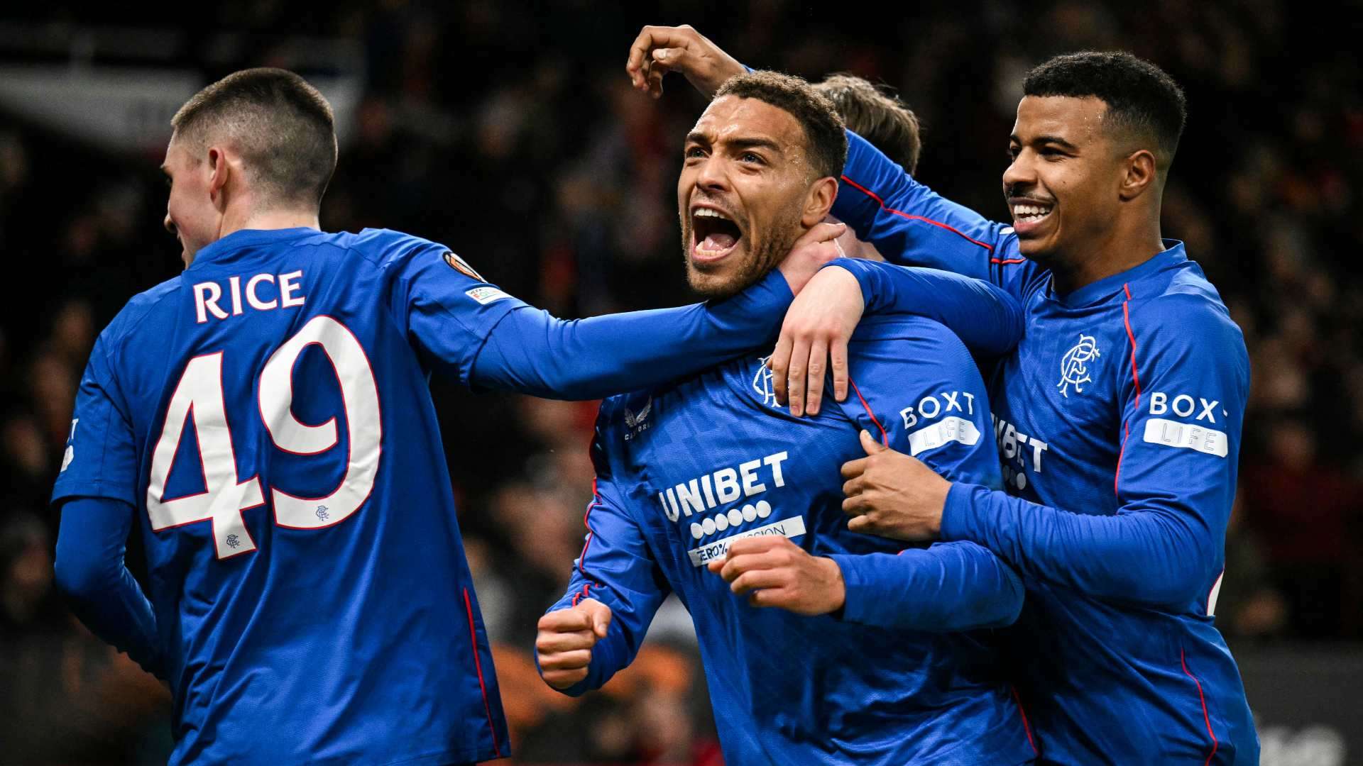 两位主帅都 两位主帅都