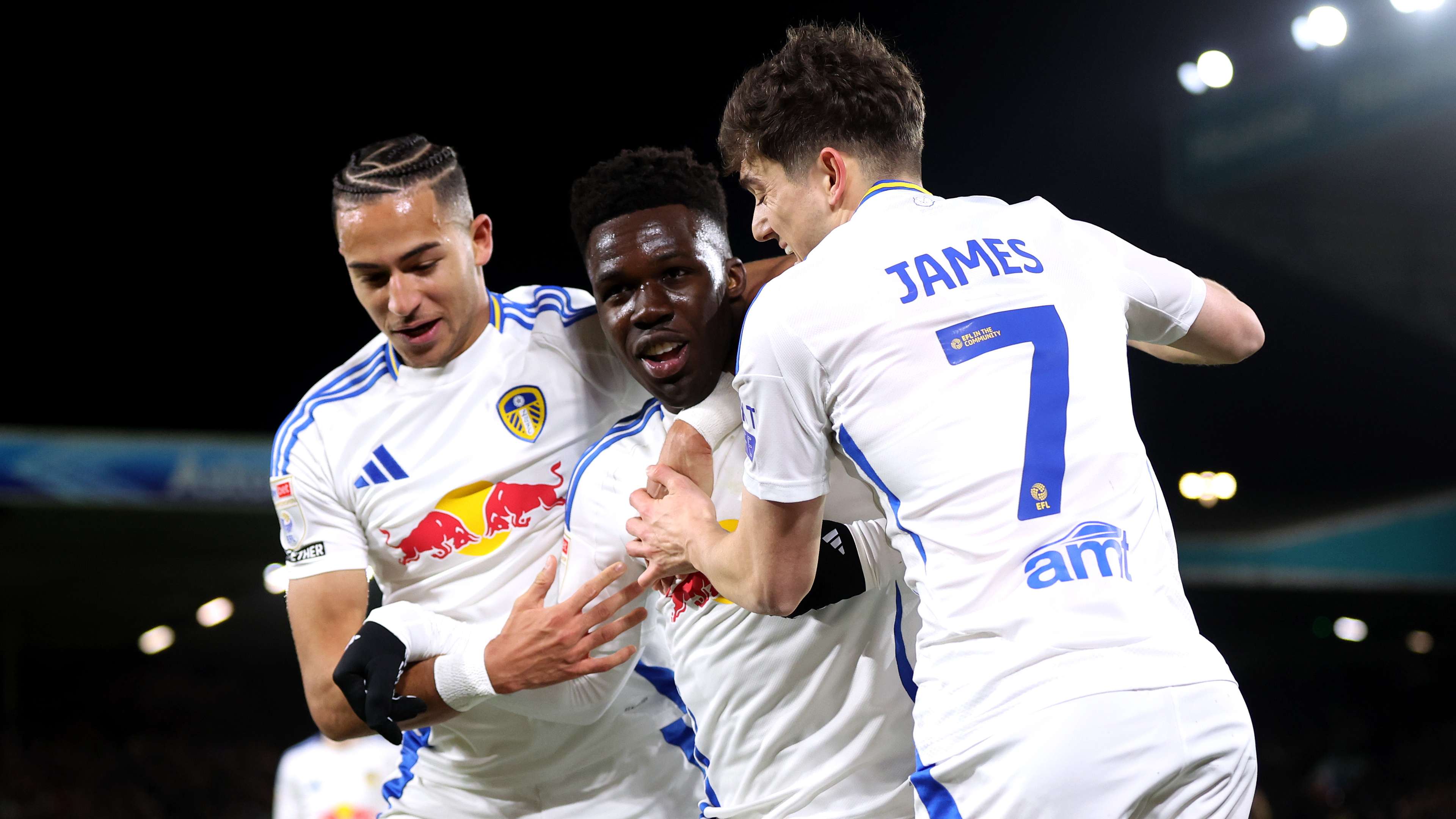 枪手在中场 枪手在中场